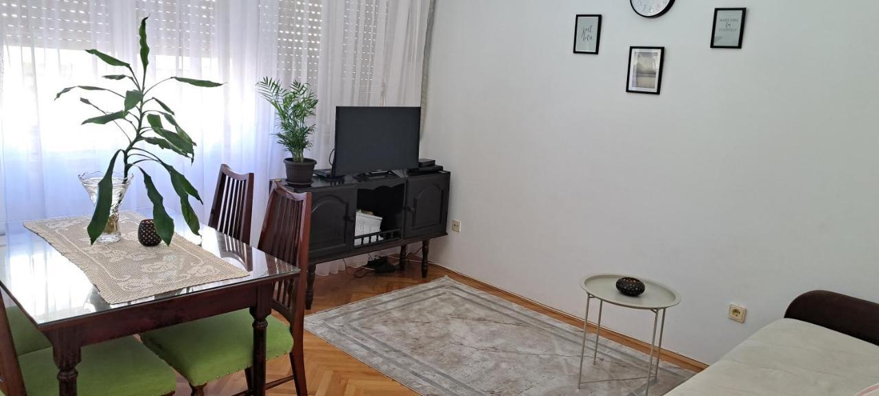 Apartment Bina Tivat Exteriör bild